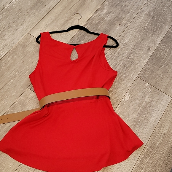 TORRID size 2 red top - Picture 4 of 5